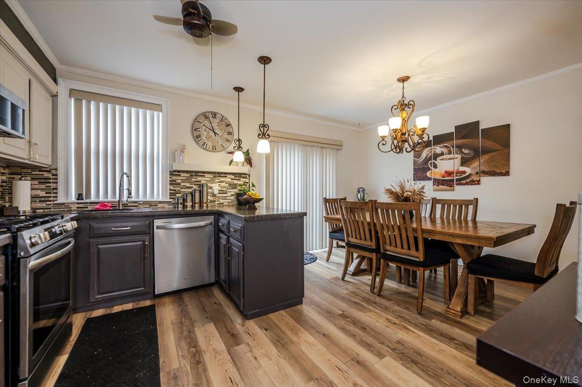 2976 Waterbury Avenue