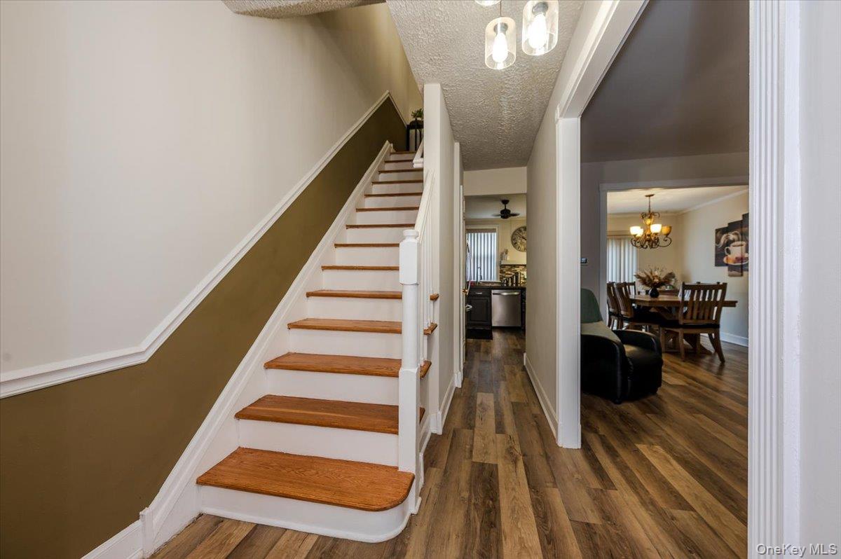 2976 Waterbury Avenue