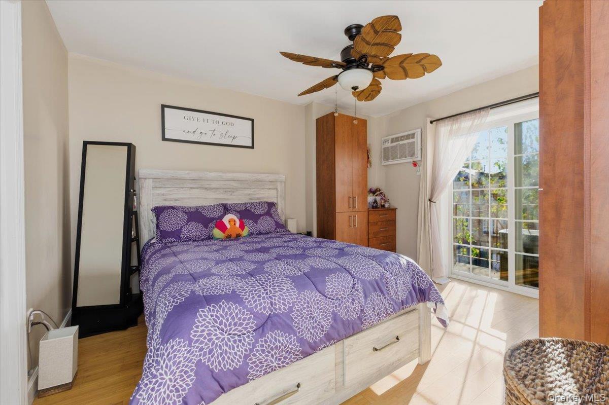 2853 Ely Avenue Unit: 3