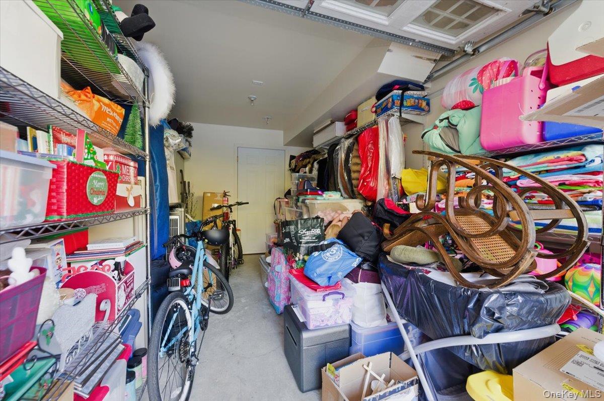 2853 Ely Avenue Unit: 3