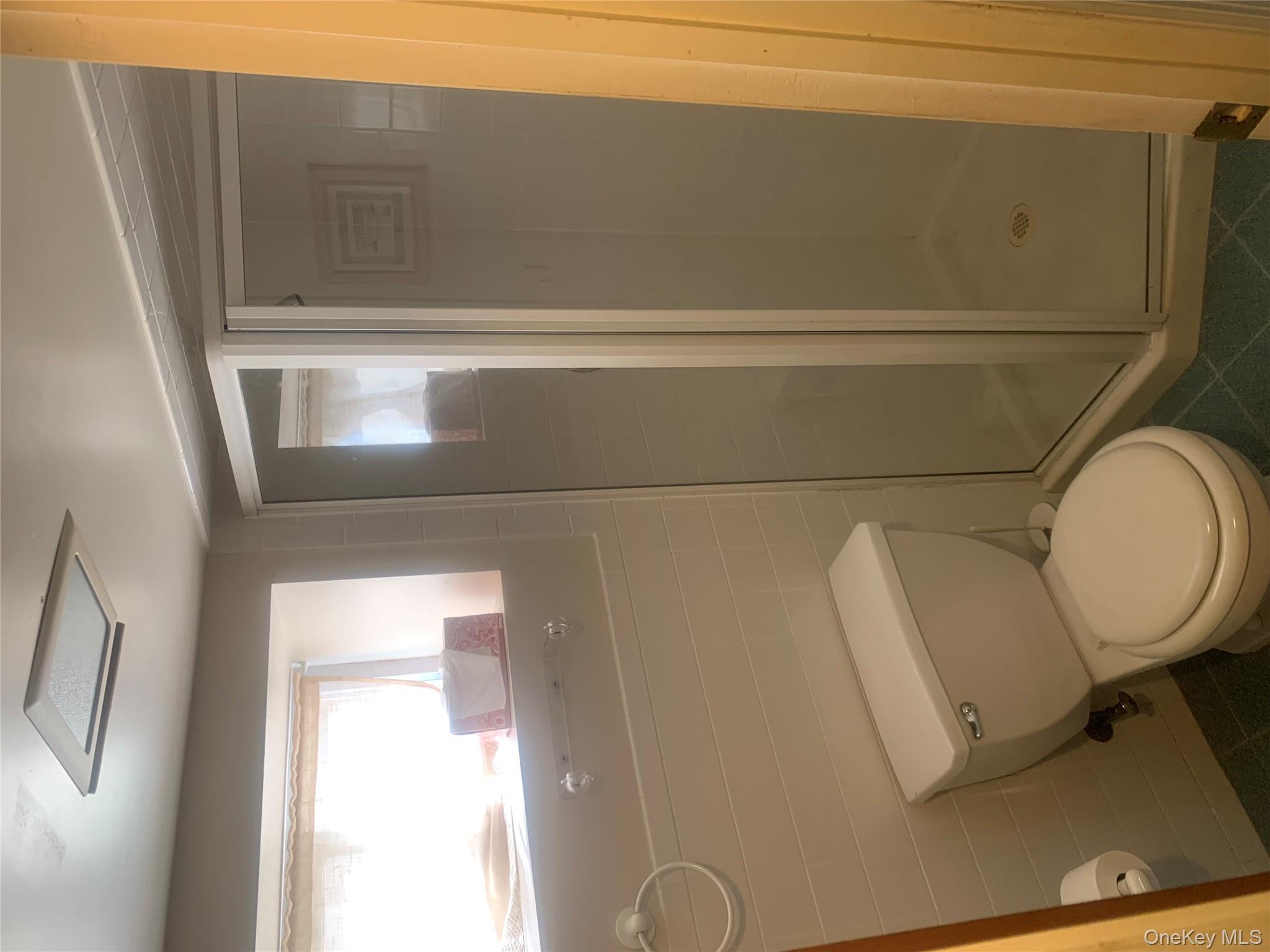 3183 Waterbury Avenue