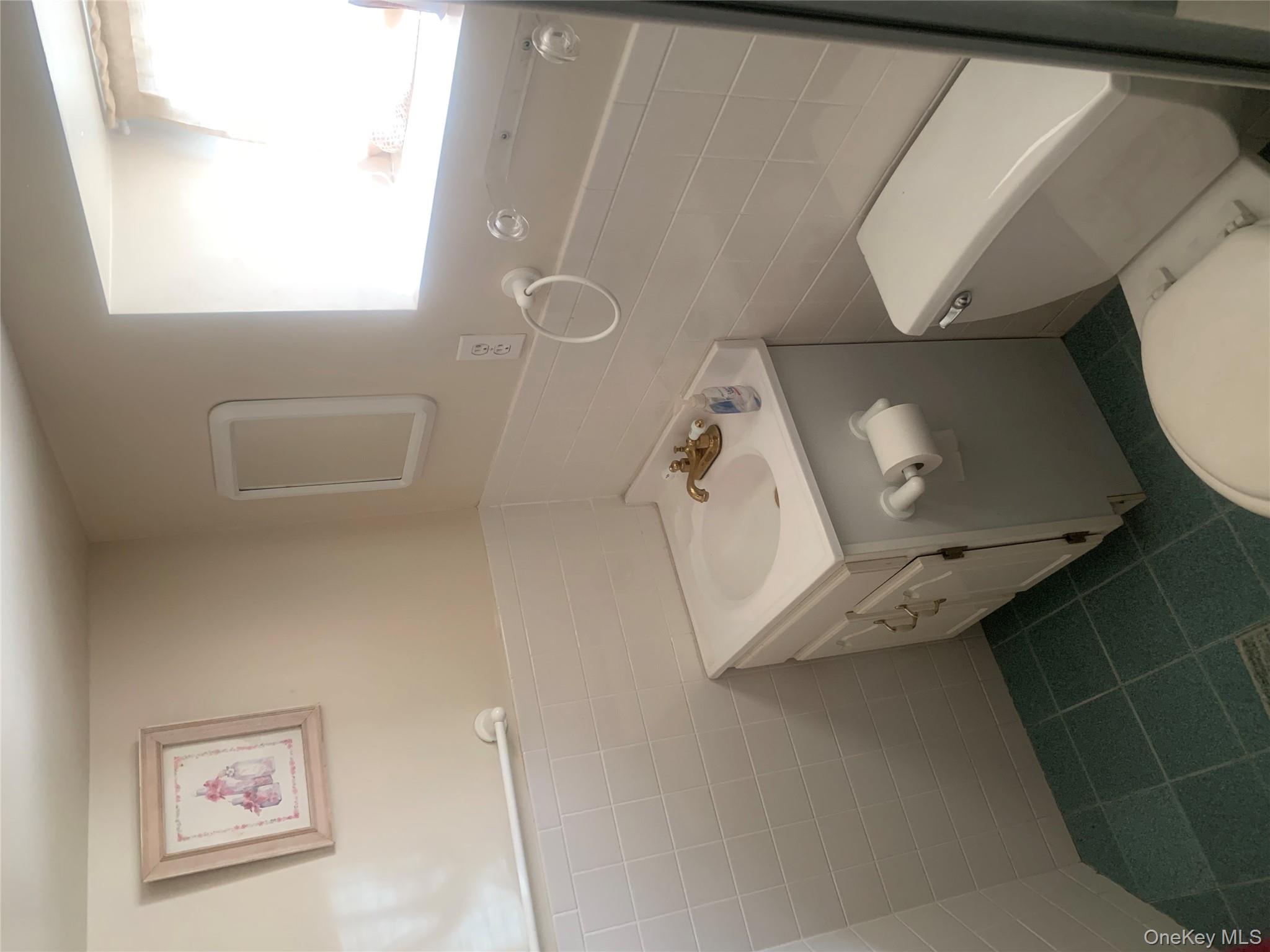 3183 Waterbury Avenue