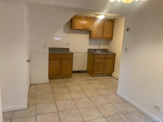 1052 Brinsmade Avenue