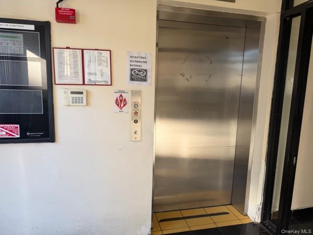 5037 Broadway Unit: 1