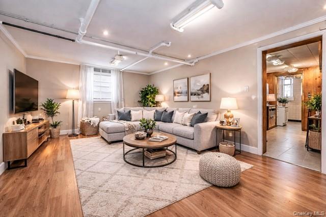 1776 Seminole Avenue