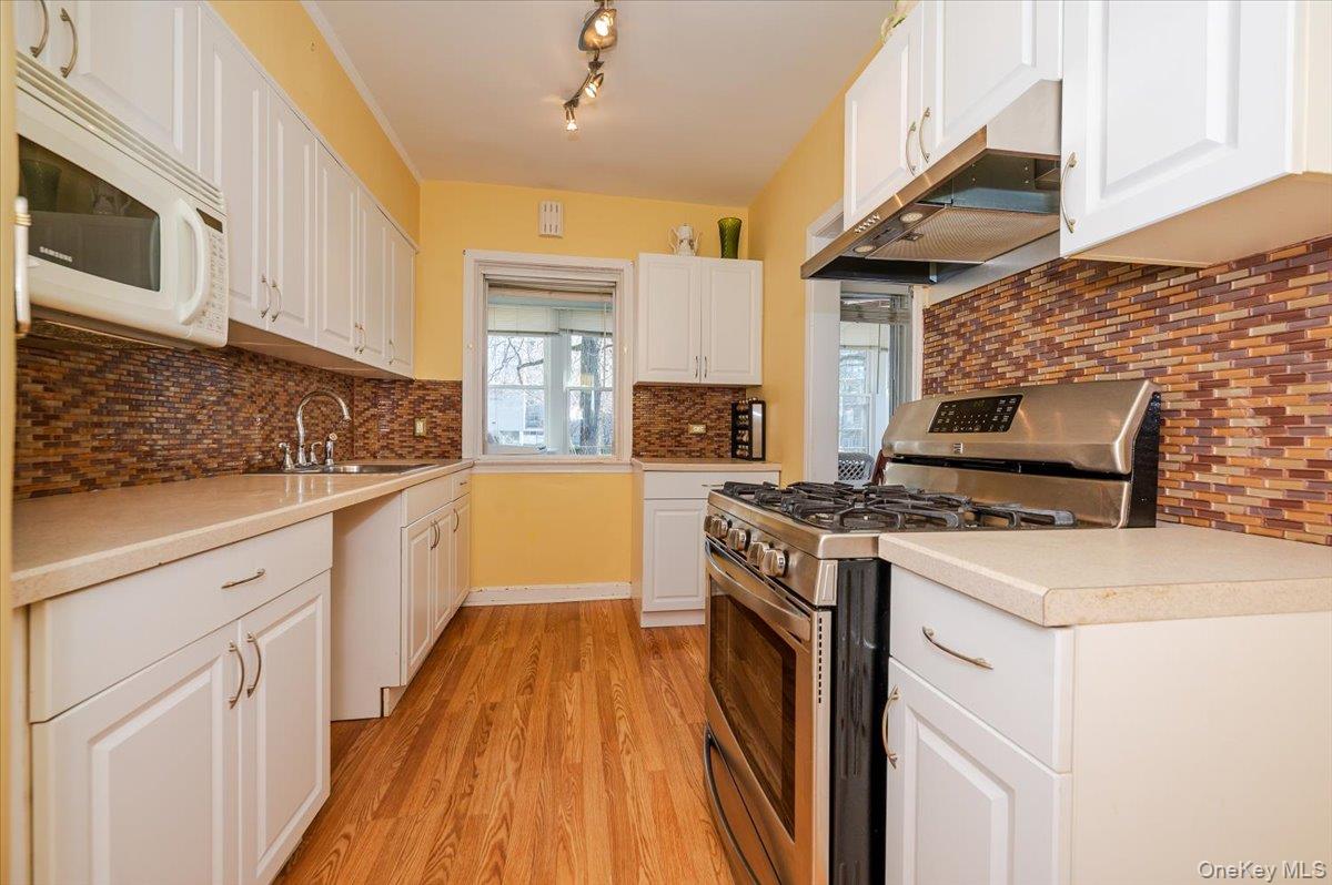 1776 Seminole Avenue