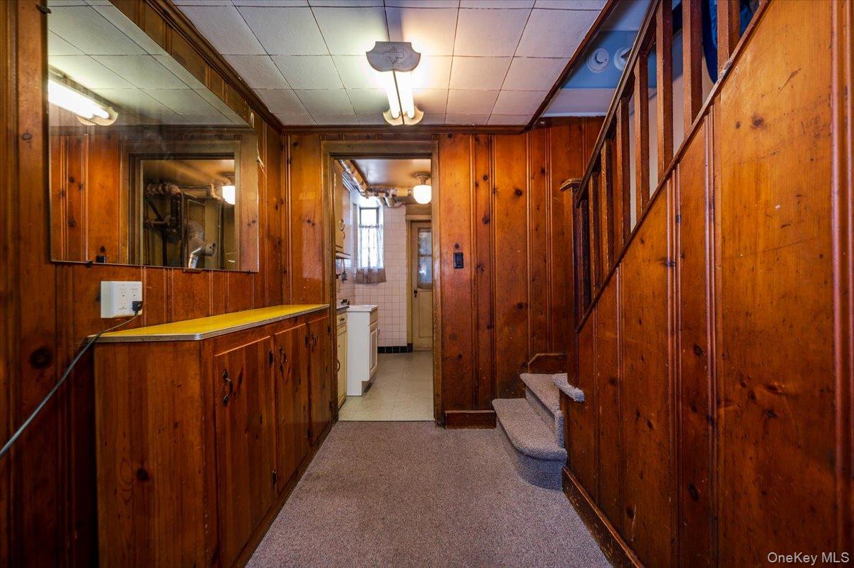 1776 Seminole Avenue