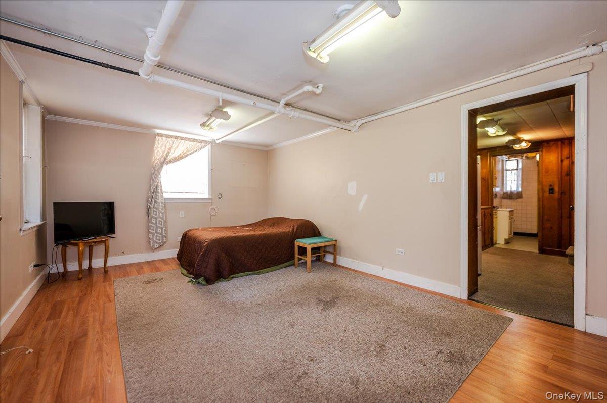 1776 Seminole Avenue