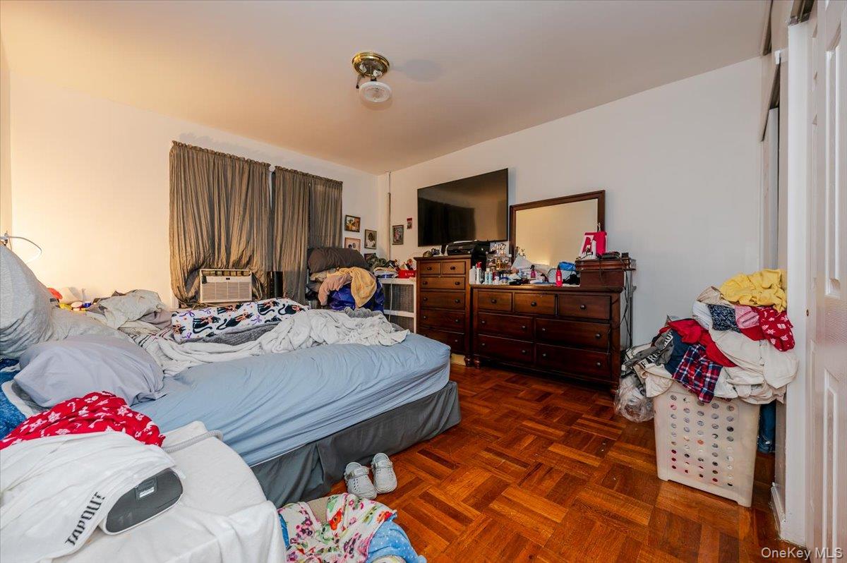 2918 Bruckner Boulevard