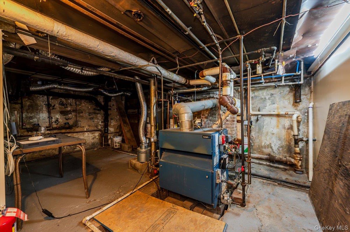 2918 Bruckner Boulevard