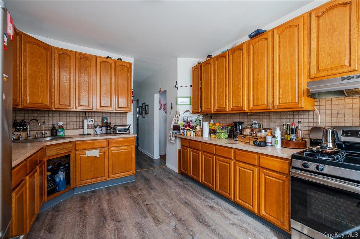 2918 Bruckner Boulevard