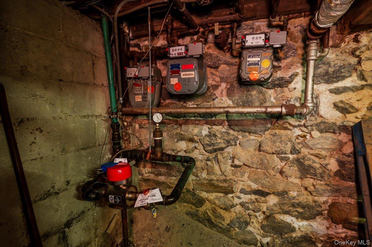 2918 Bruckner Boulevard