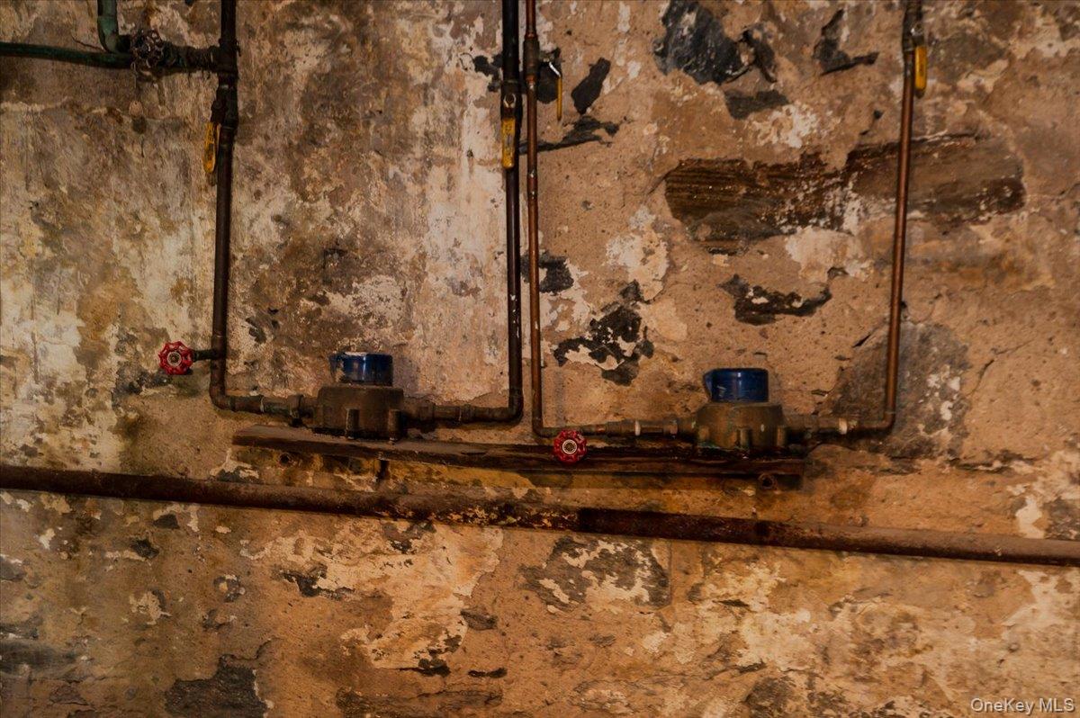 2918 Bruckner Boulevard