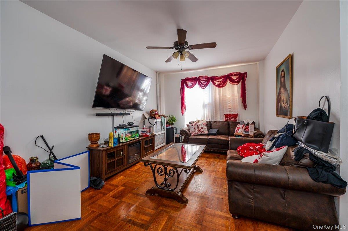 2918 Bruckner Boulevard