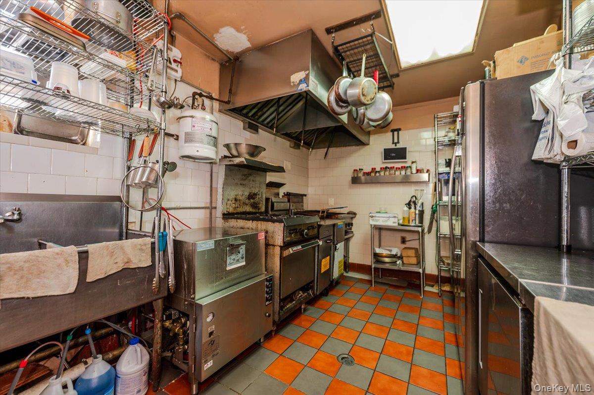 2918 Bruckner Boulevard