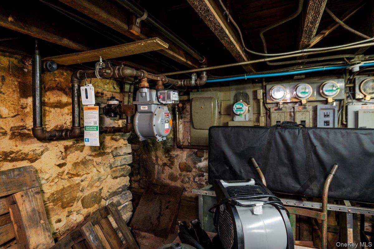 2918 Bruckner Boulevard