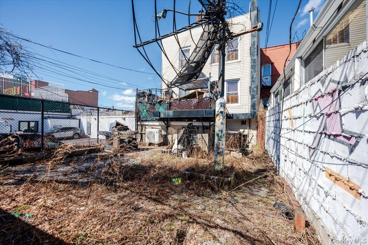 2918 Bruckner Boulevard