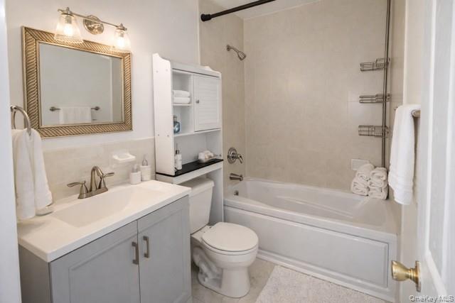 1436 Outlook Avenue Unit: 3