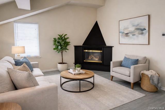 1436 Outlook Avenue Unit: 3