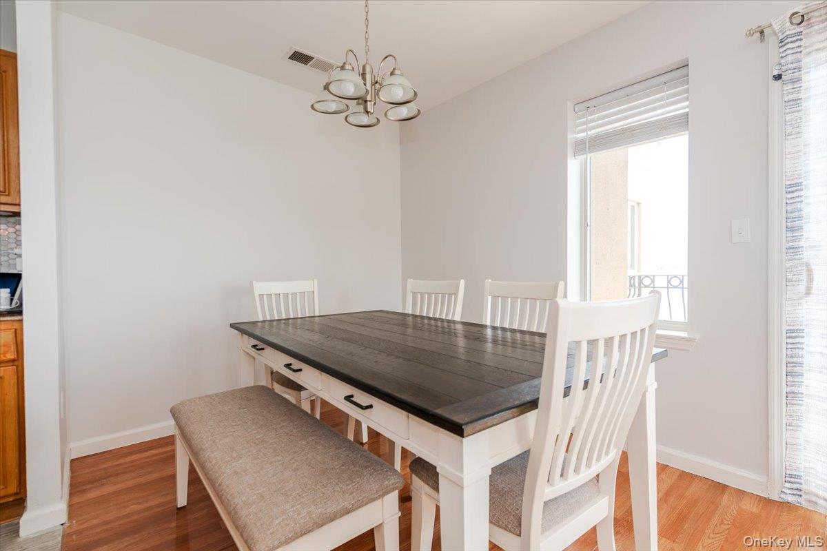 1436 Outlook Avenue Unit: 2