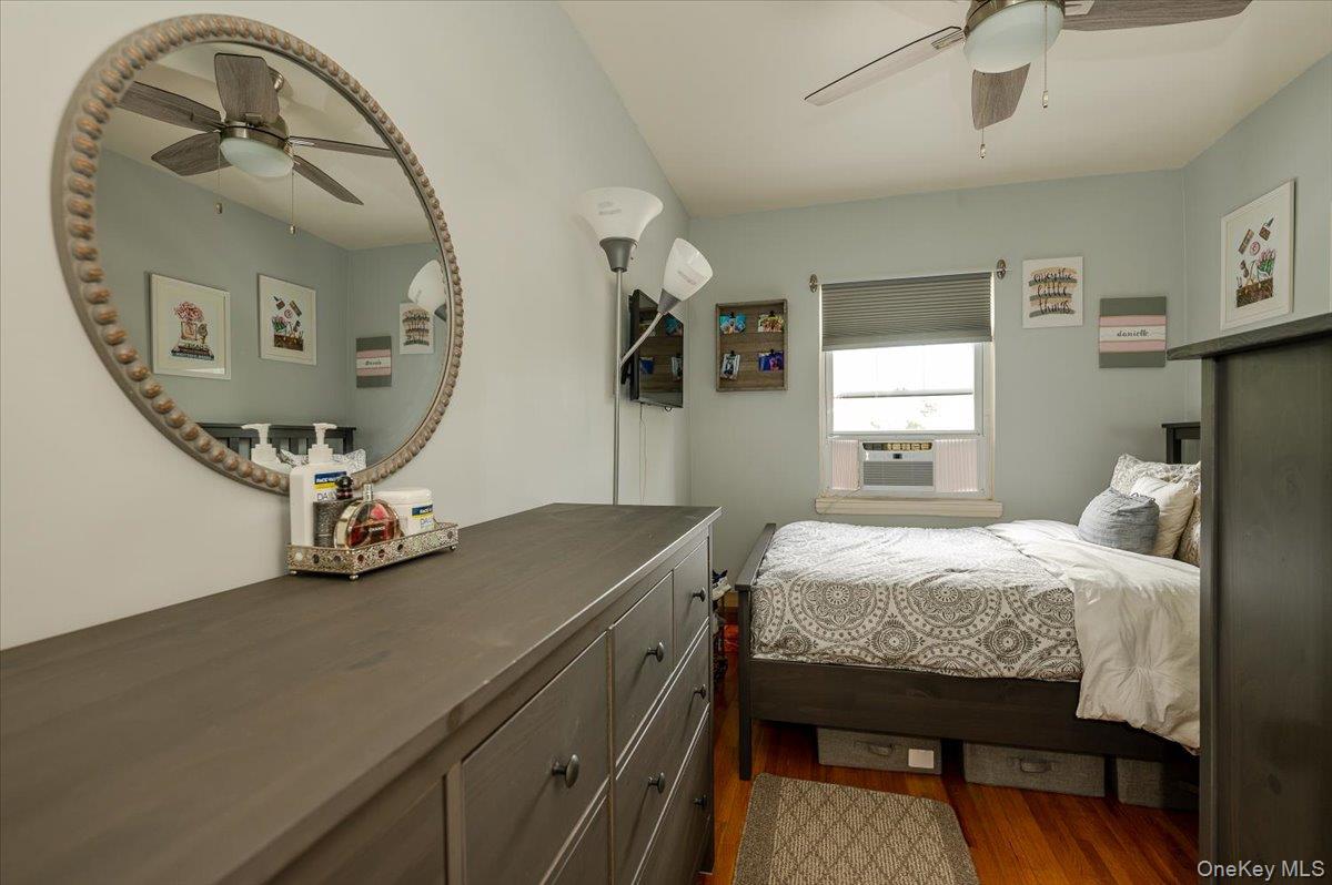 2015 Narragansett Avenue