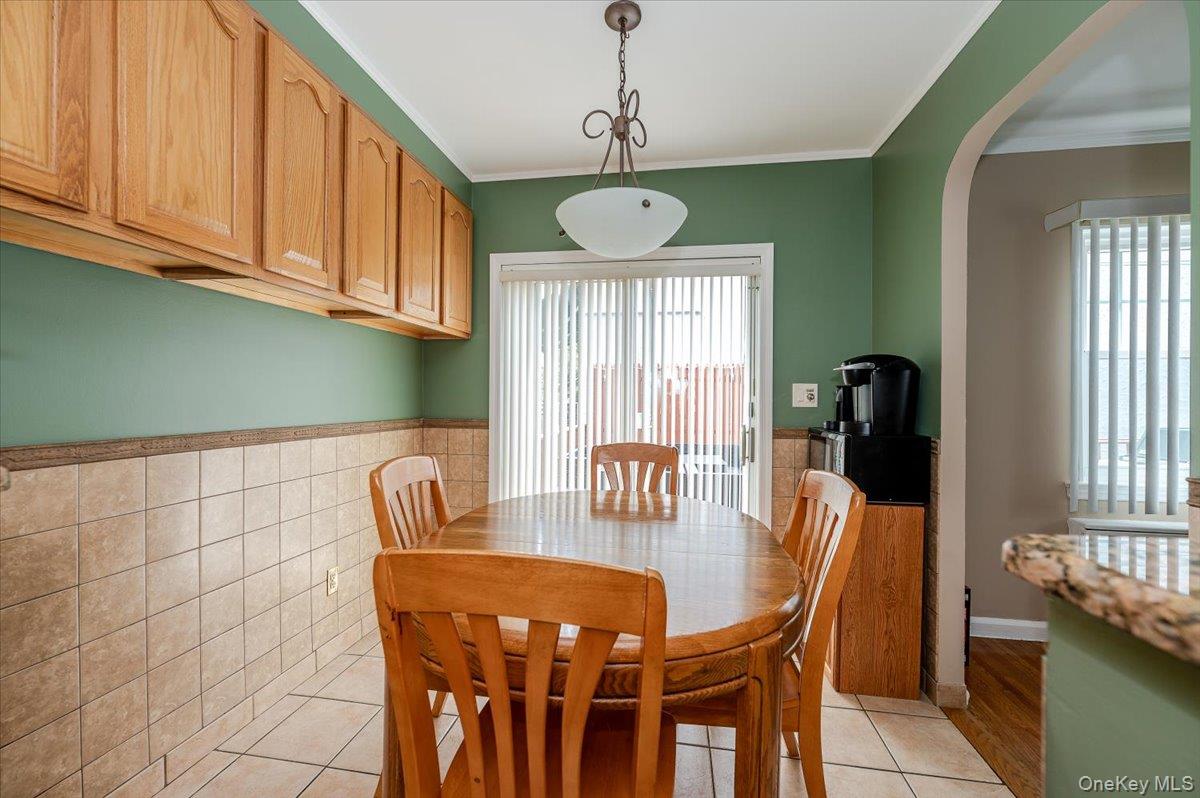 2015 Narragansett Avenue