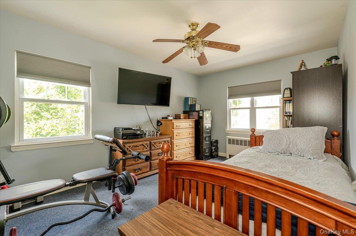 2015 Narragansett Avenue