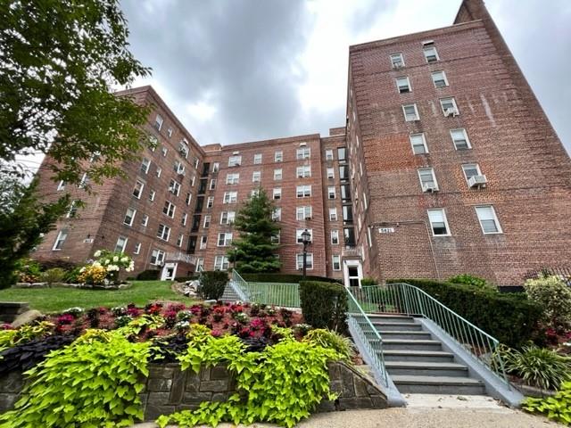 5621 Netherland Avenue # 3C