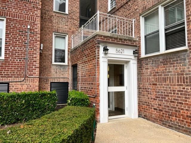 5621 Netherland Avenue # 3C