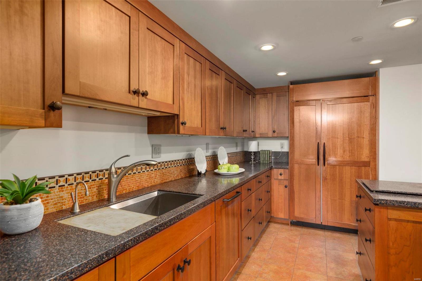 200 S Brentwood Boulevard Unit: 13C & D