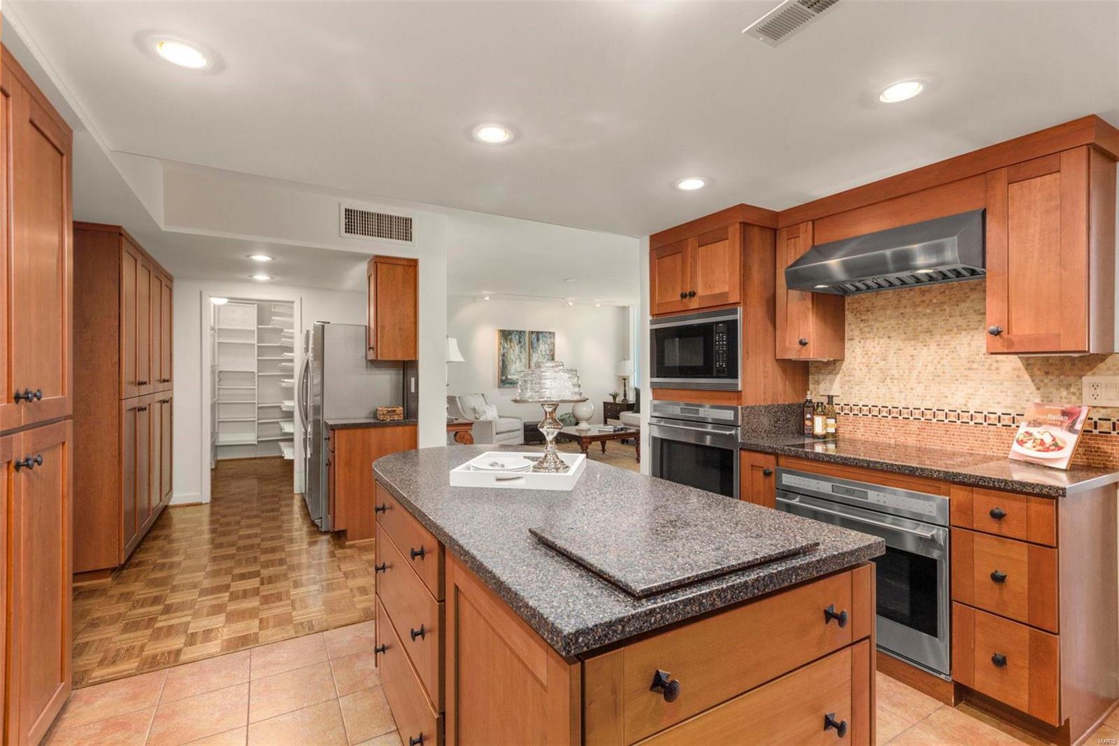 200 S Brentwood Boulevard Unit: 13C & D