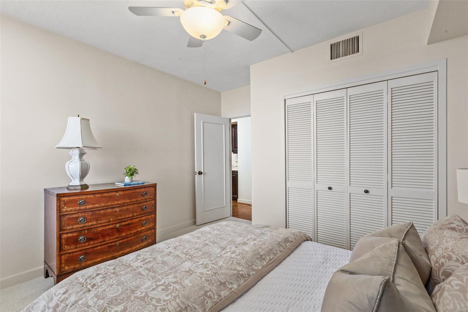 200 S Brentwood Boulevard Unit: 13C & D