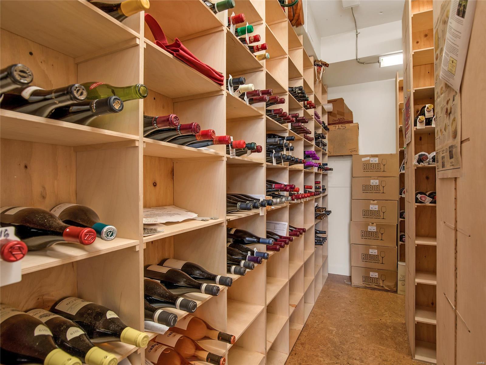 200 S Brentwood Boulevard Unit: 13C & D