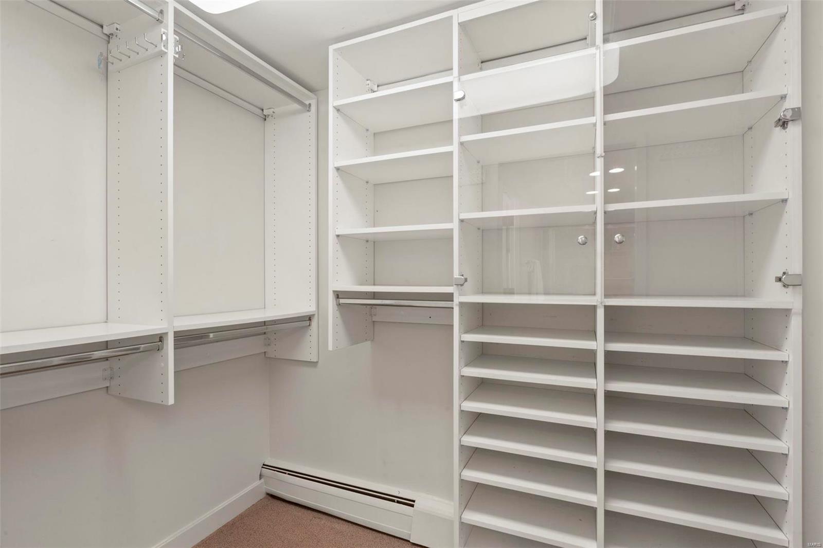 200 S Brentwood Boulevard Unit: 13C & D