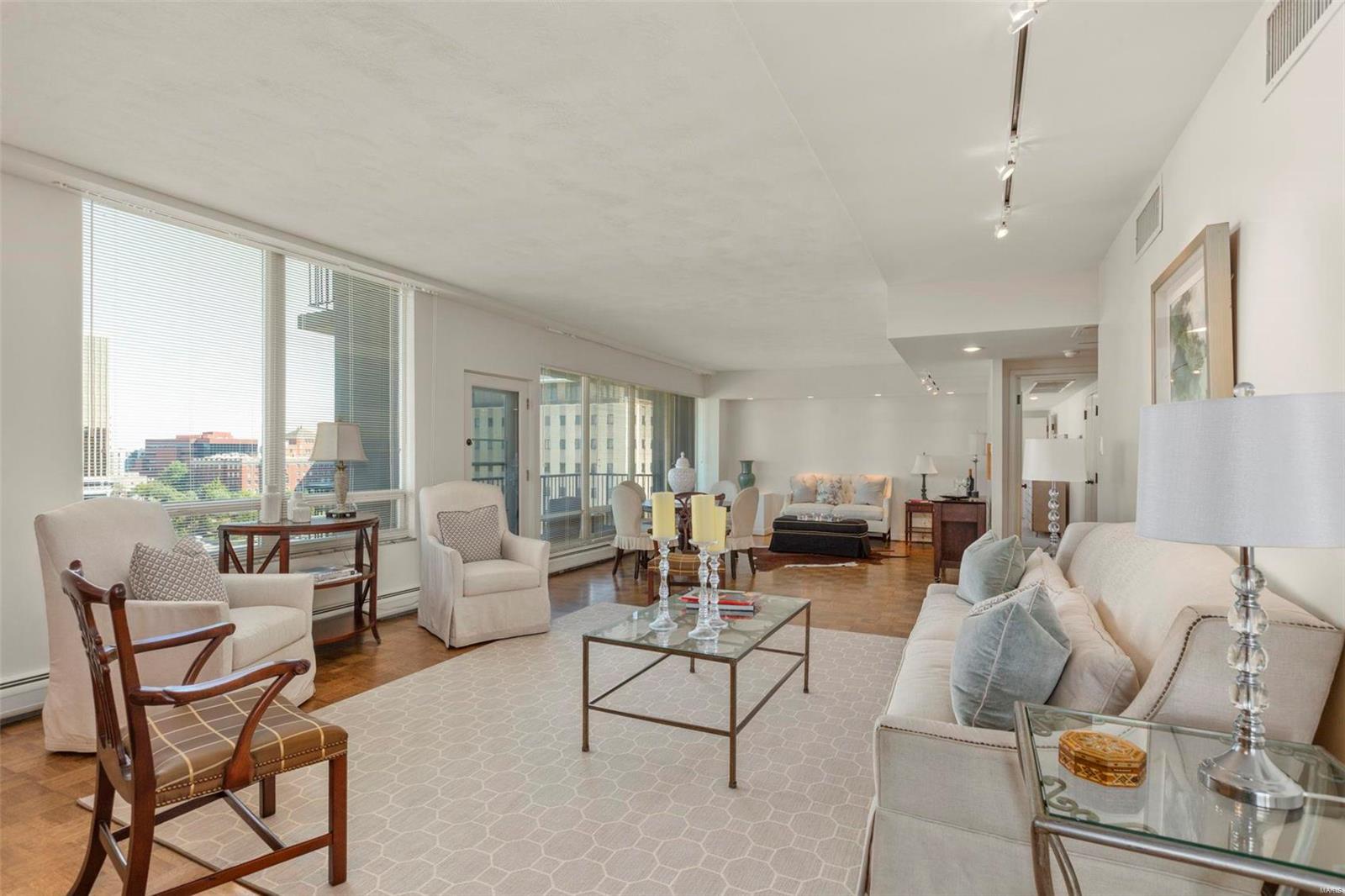 200 S Brentwood Boulevard Unit: 13C & D