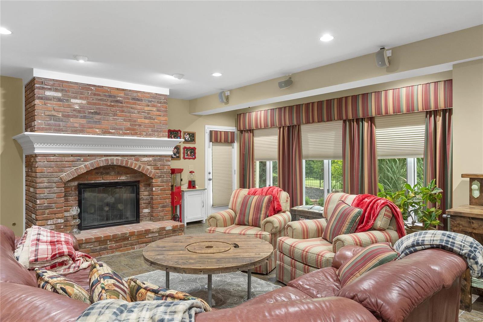 1413 Wheatfield Lane
