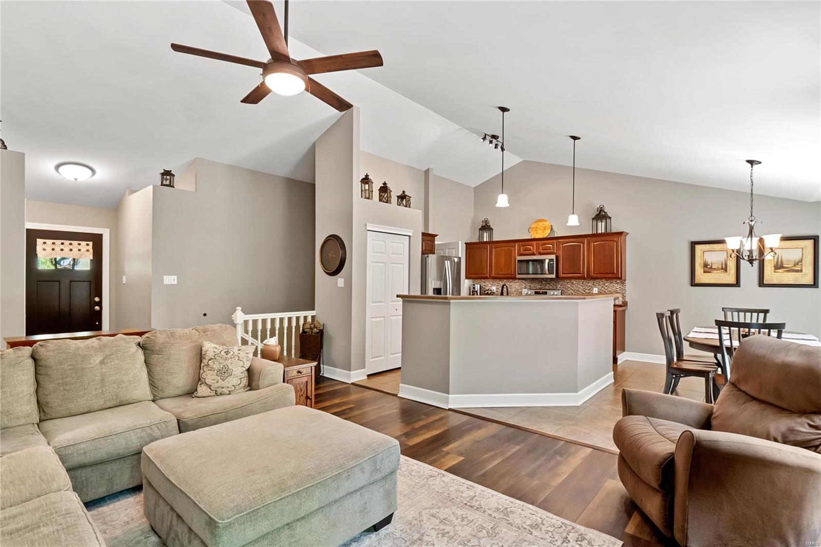 1432 Mary Drive