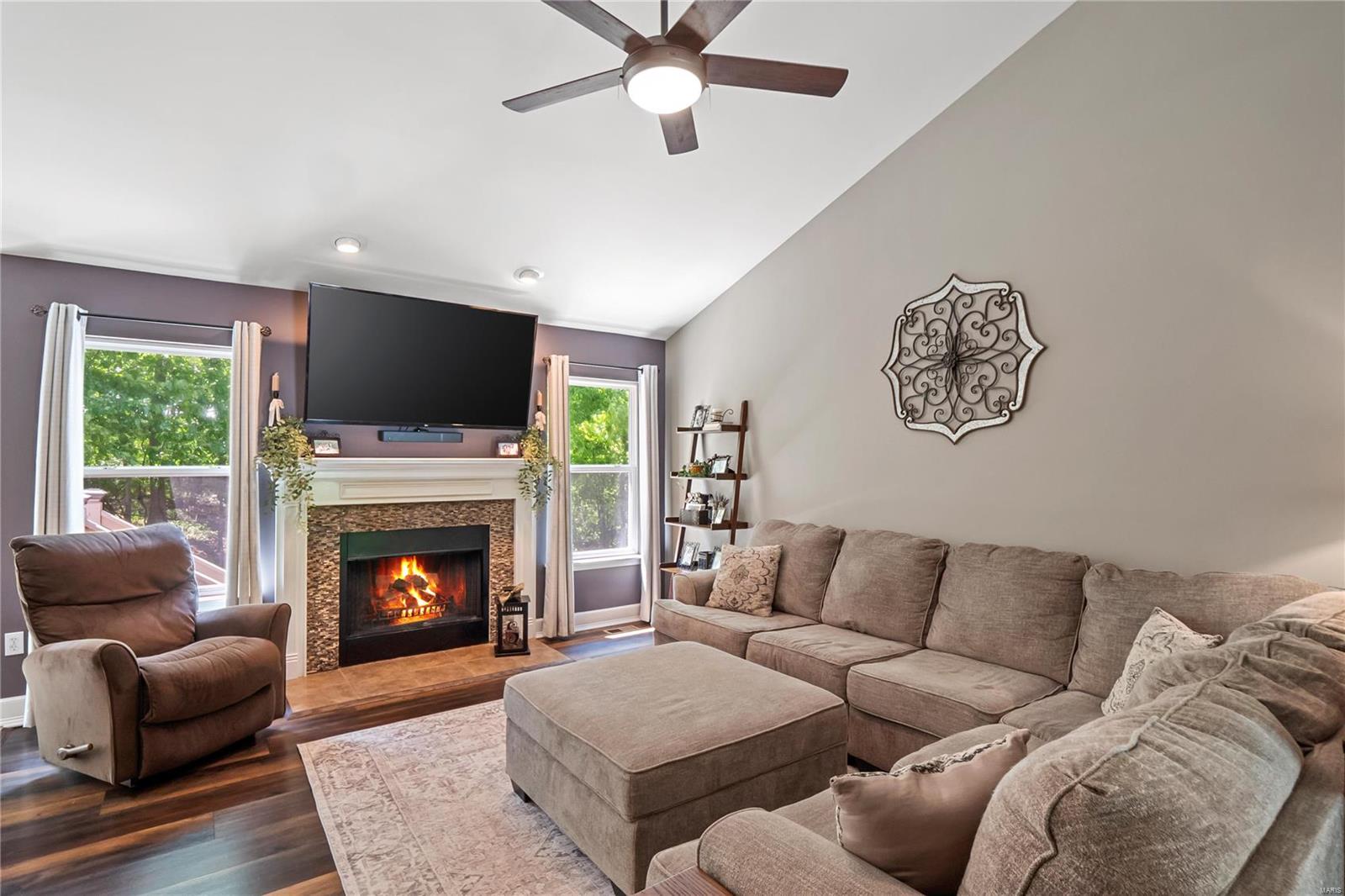 1432 Mary Drive