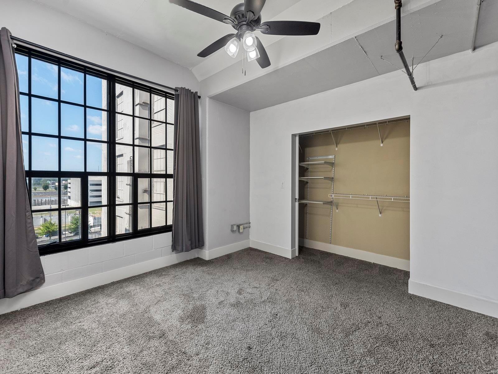 4100 Forest Park Avenue Unit: 524