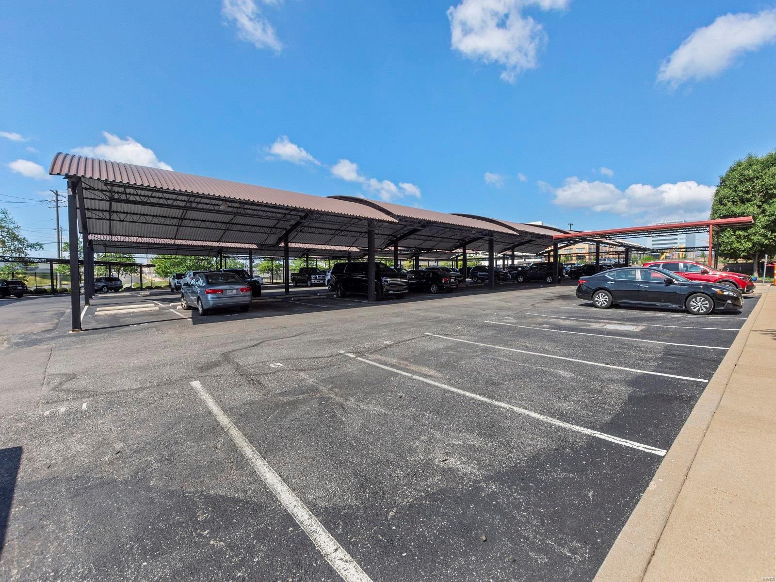 4100 Forest Park Avenue Unit: 524