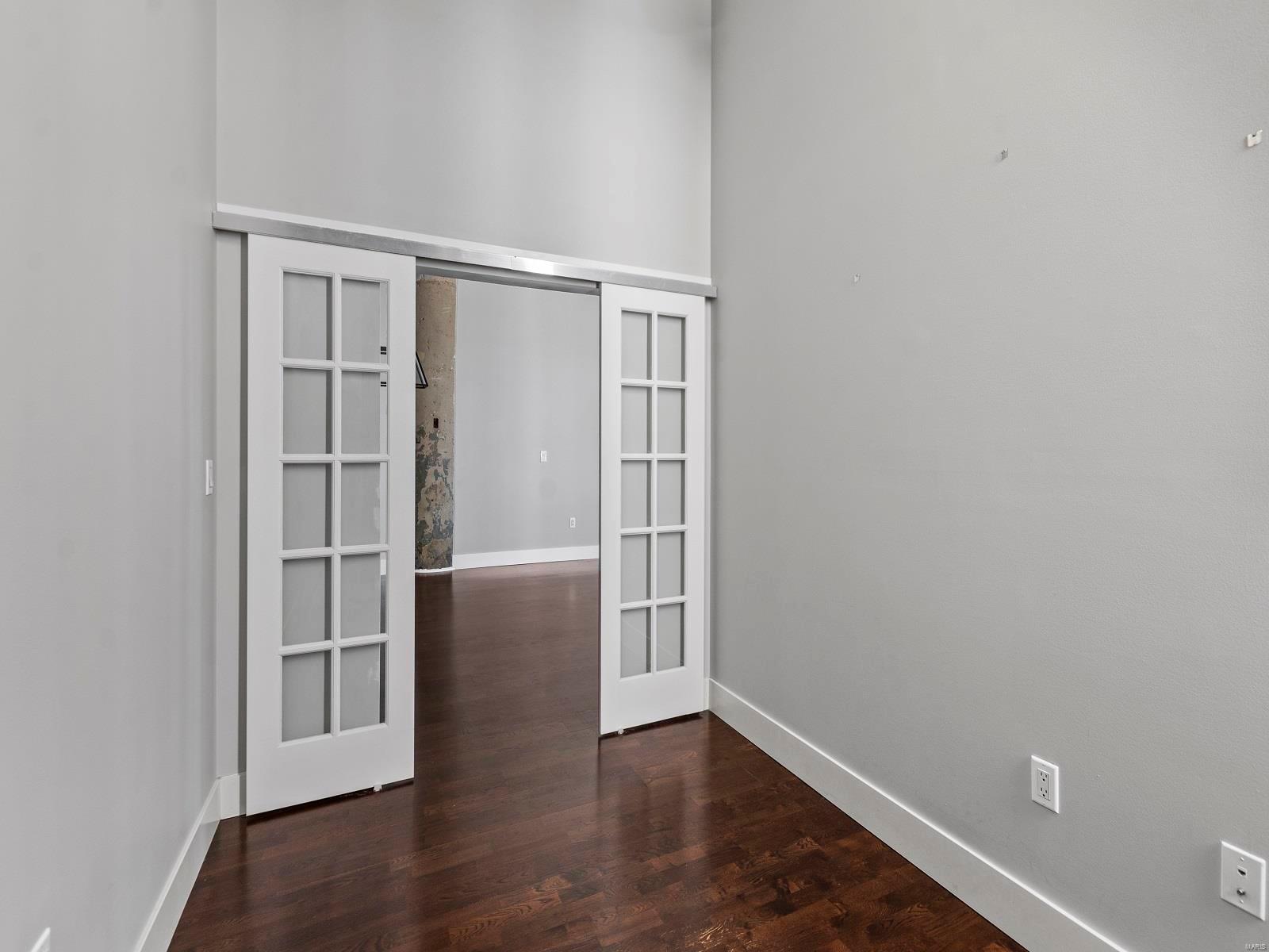 4100 Forest Park Avenue Unit: 524