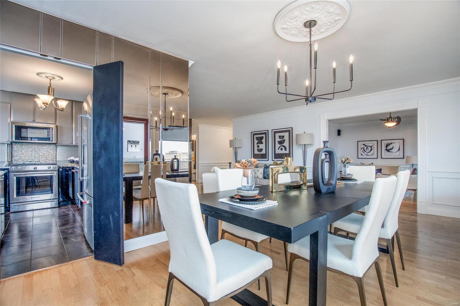4466 West Pine Boulevard Unit: 20C
