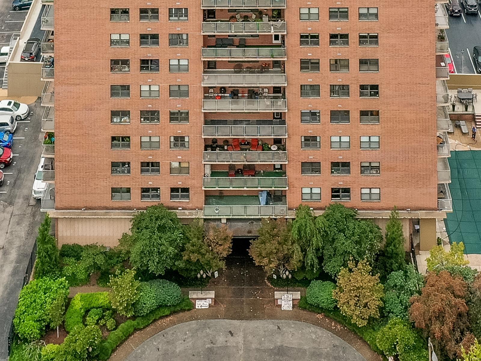 4466 West Pine Boulevard Unit: 20C