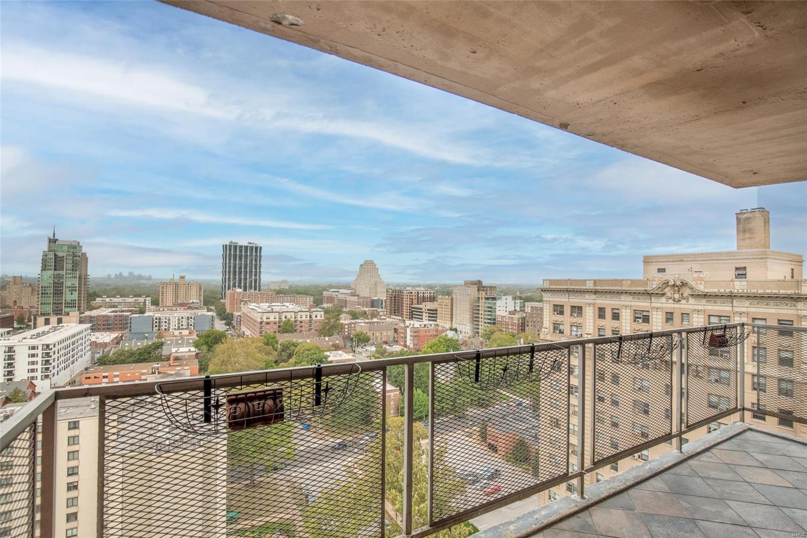 4466 West Pine Boulevard Unit: 20C