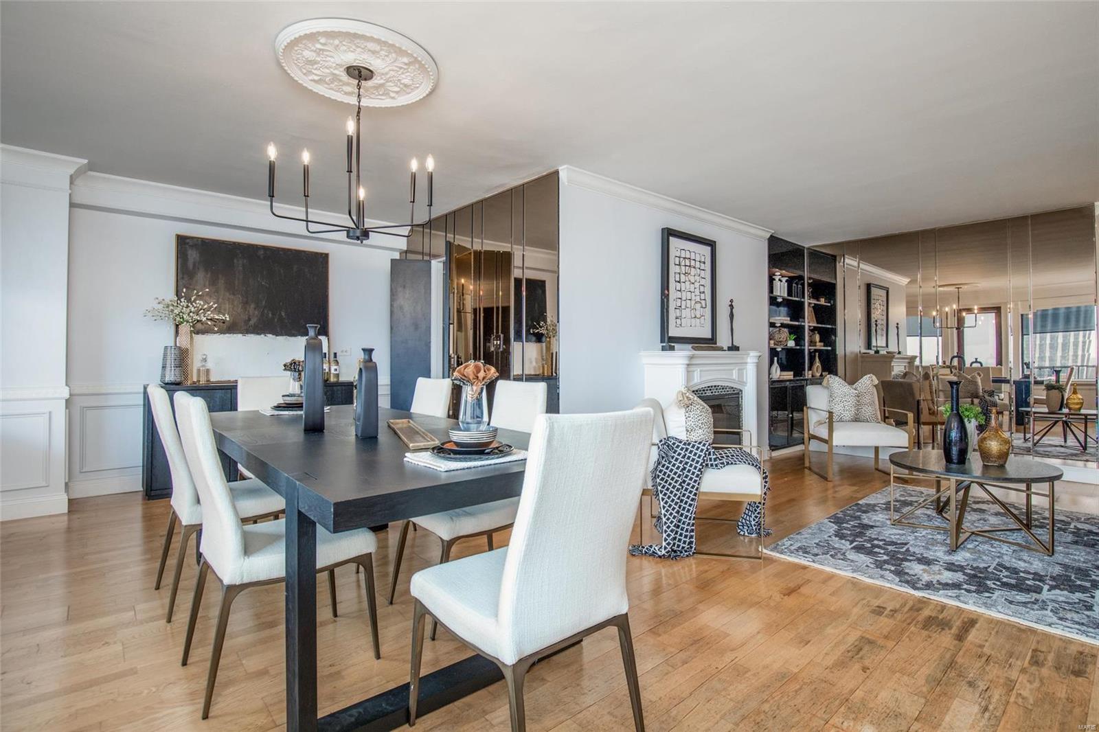 4466 West Pine Boulevard Unit: 20C