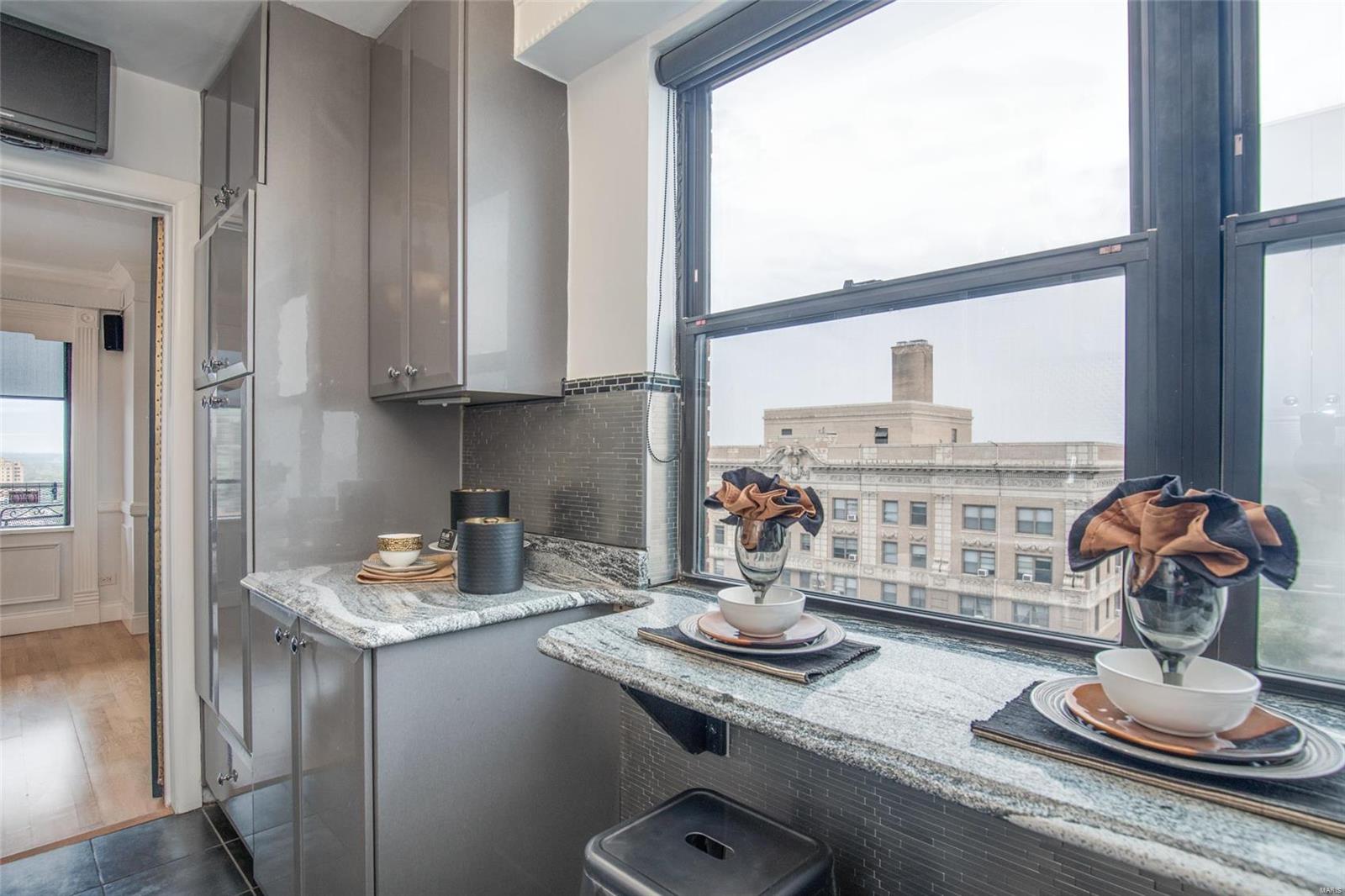 4466 West Pine Boulevard Unit: 20C