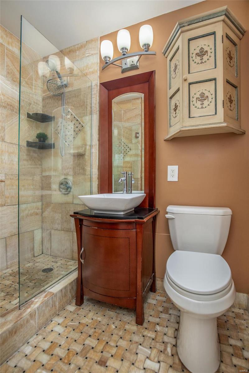 4466 West Pine Boulevard Unit: 20C