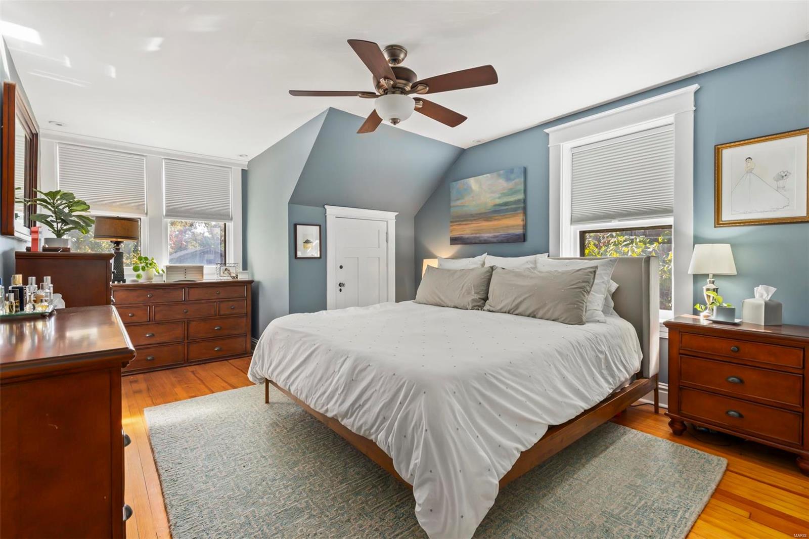 7127 Pershing Avenue