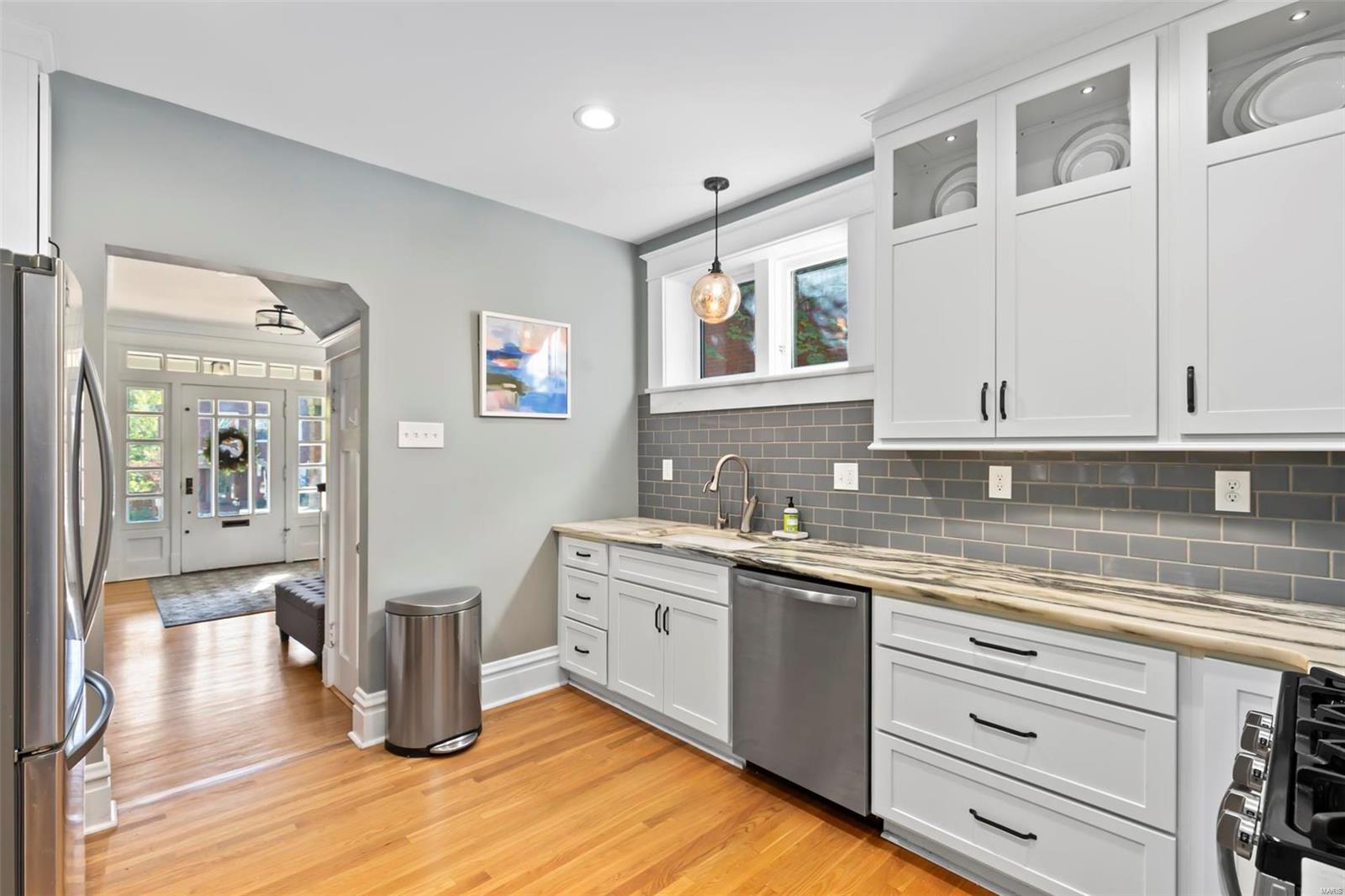 7127 Pershing Avenue