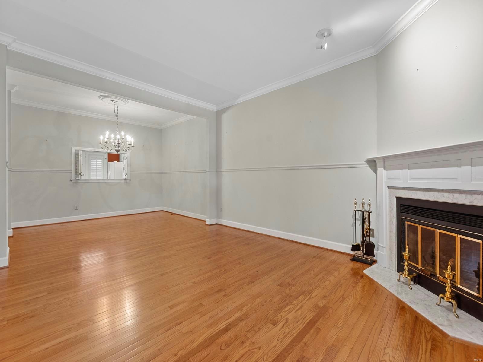 2 Country Club Terrace